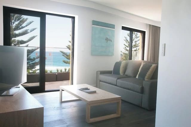 Studio Suite with Ocean Views & Balcony