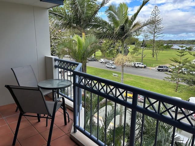 Superior 2 Bedroom Split Level Villa