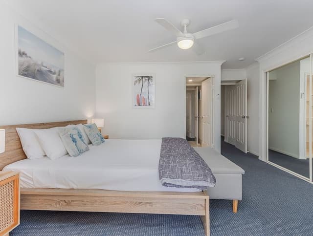 2 Bedroom Split Level Apartment