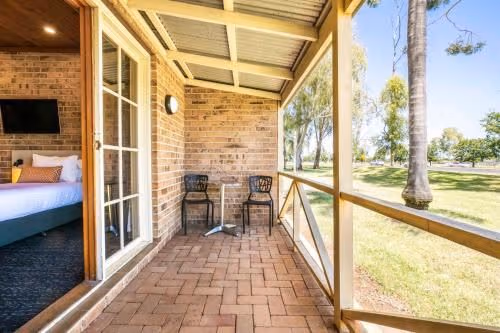 Compact Family Room
