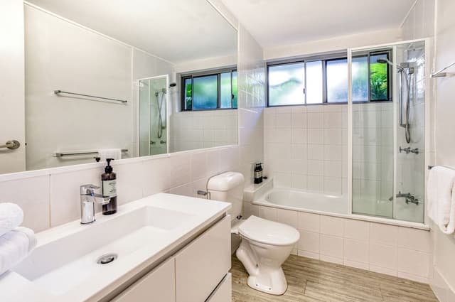 1 Bedroom Riverfront Apartment - Ground Floor