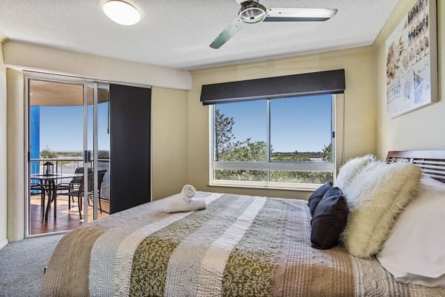 Apartment, 3 Bedrooms, Hot Tub, River View