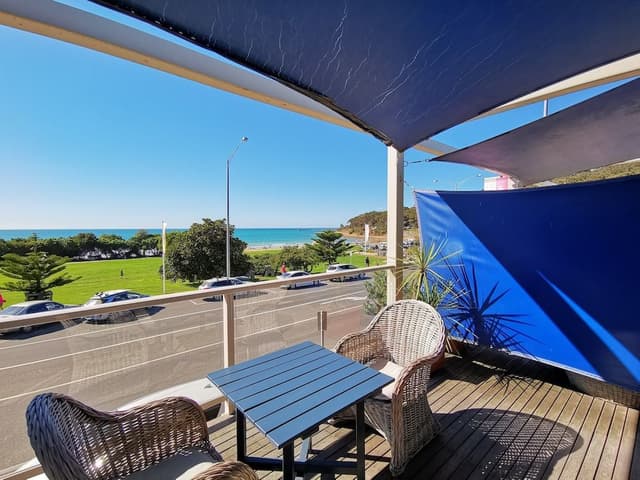 Deluxe King Room - Ocean View
