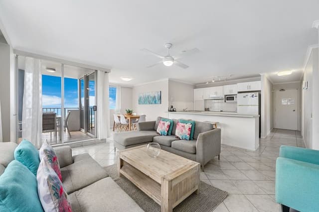 Budget Apartment, 2 Bedrooms, Ocean View