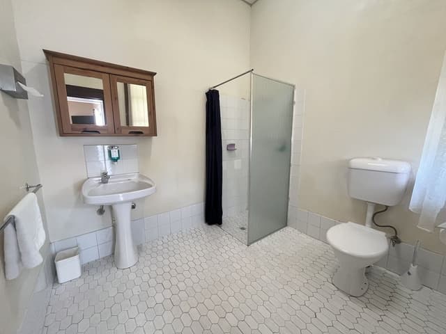 Basic Double Room, 1 Double Bed