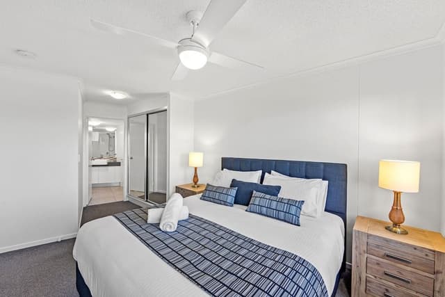 2 Bedroom Ocean View Apartment