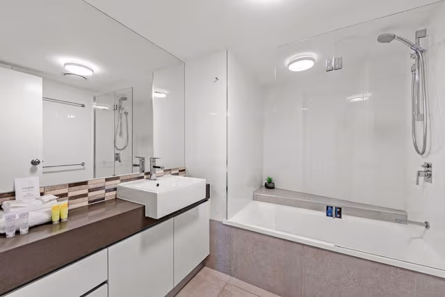 2 Bedroom Ocean View Apartment