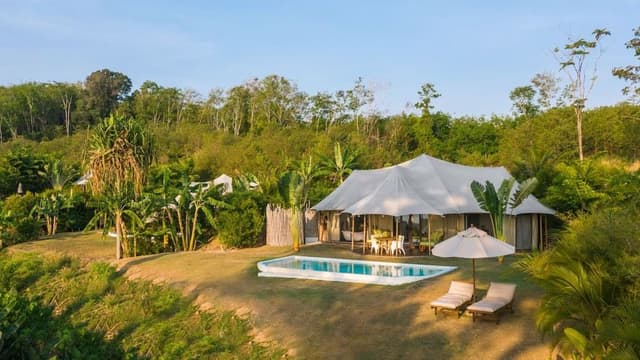 Panorama Tented Pool Villas