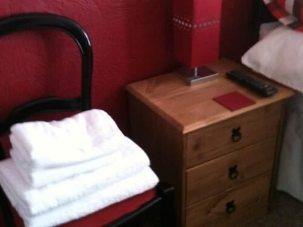 The Grosvenor Guest House3