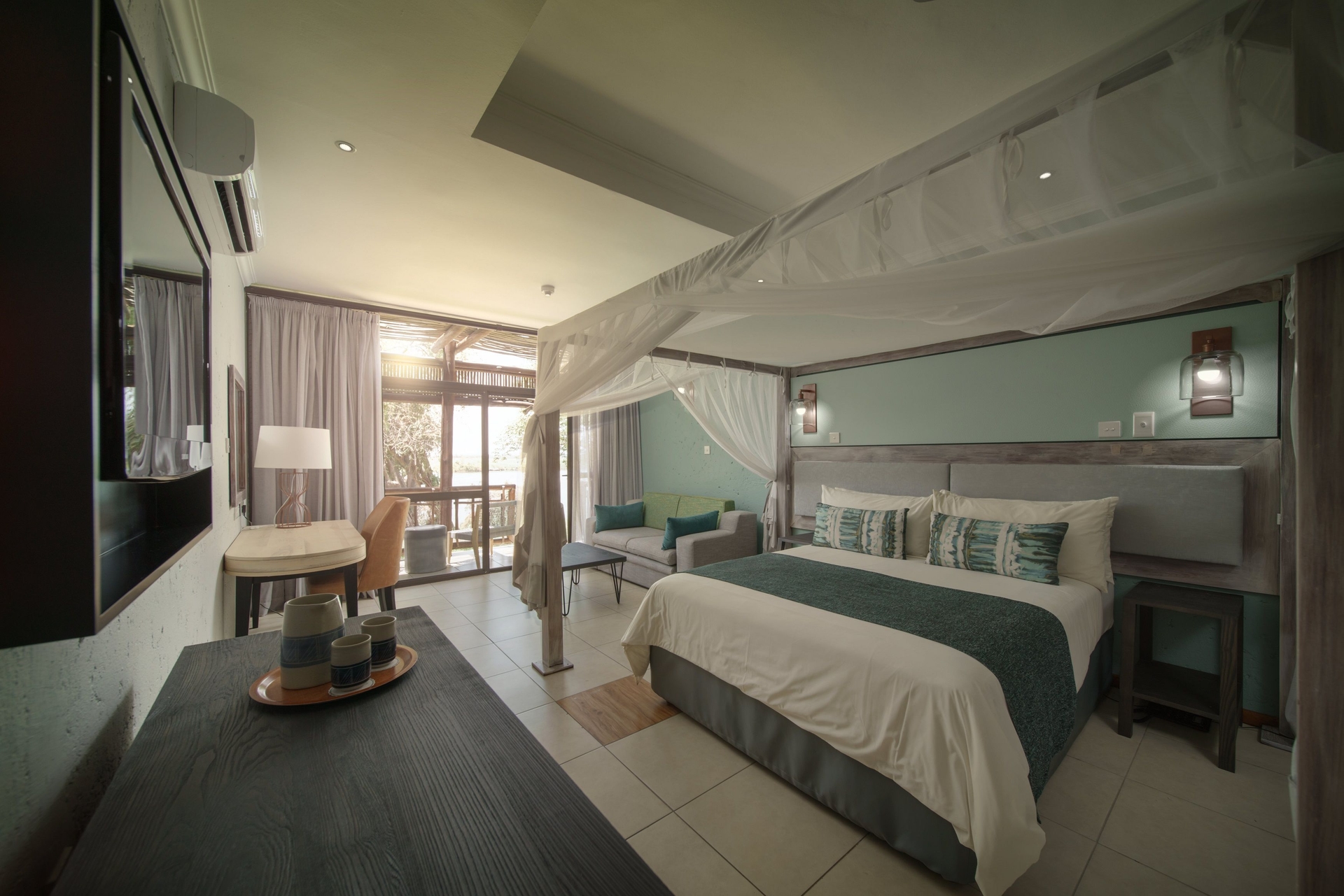 Cresta Mowana Safari Resort & Spa0