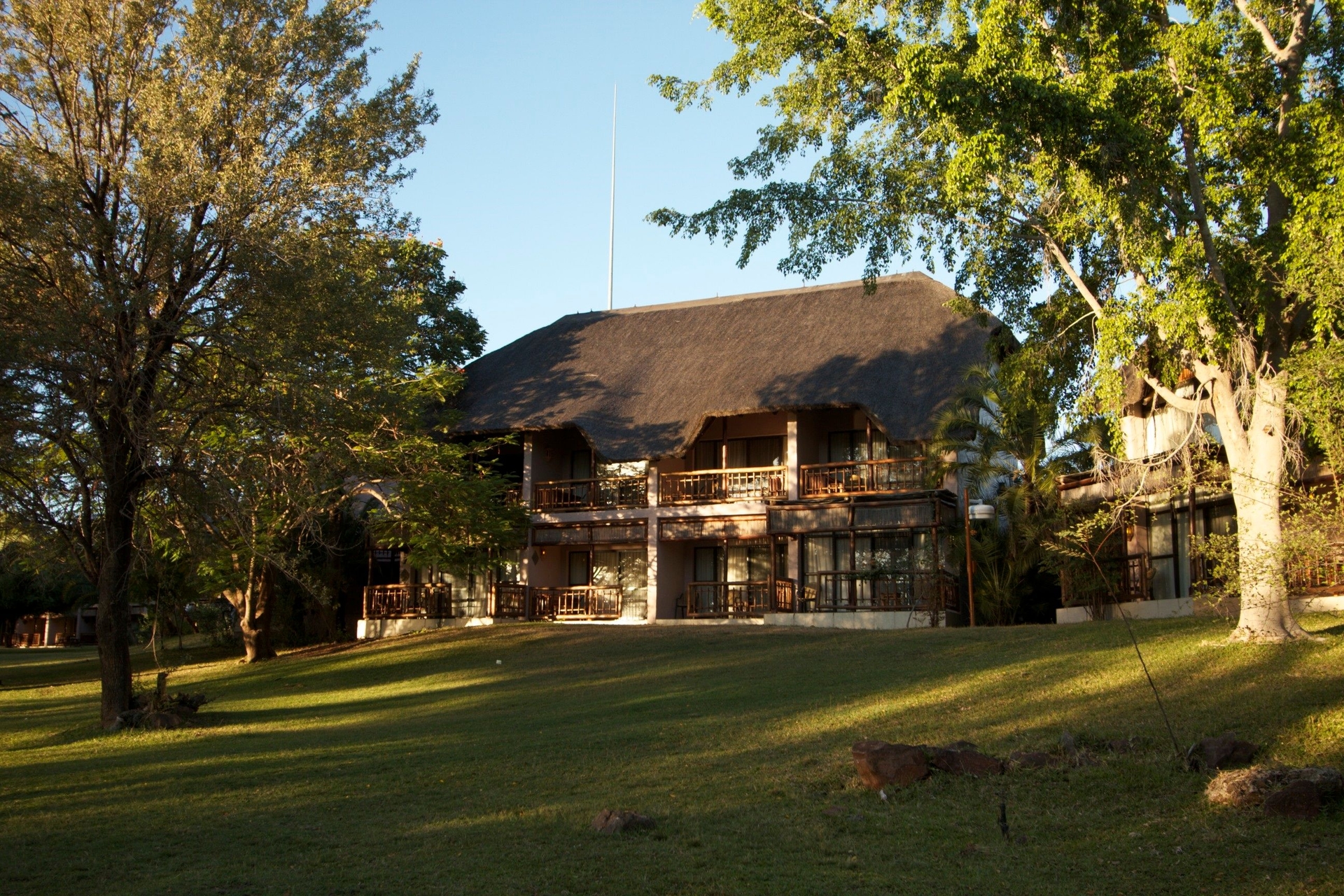 Cresta Mowana Safari Resort & Spa4