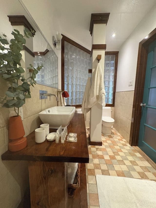 Comfort Studio Suite, 1 Queen Bed, Non Smoking, Kitchenette