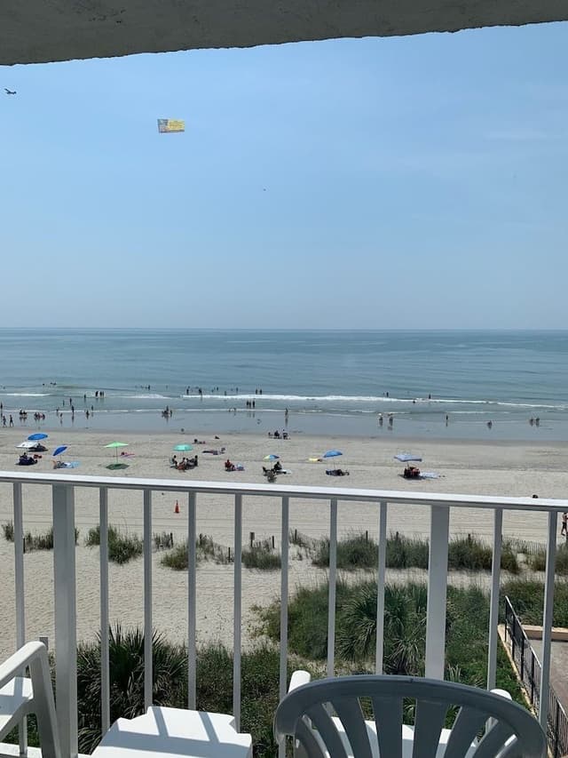 Ocean Front 2 Queen Beds, Non Smoking (Newly Remodeled)