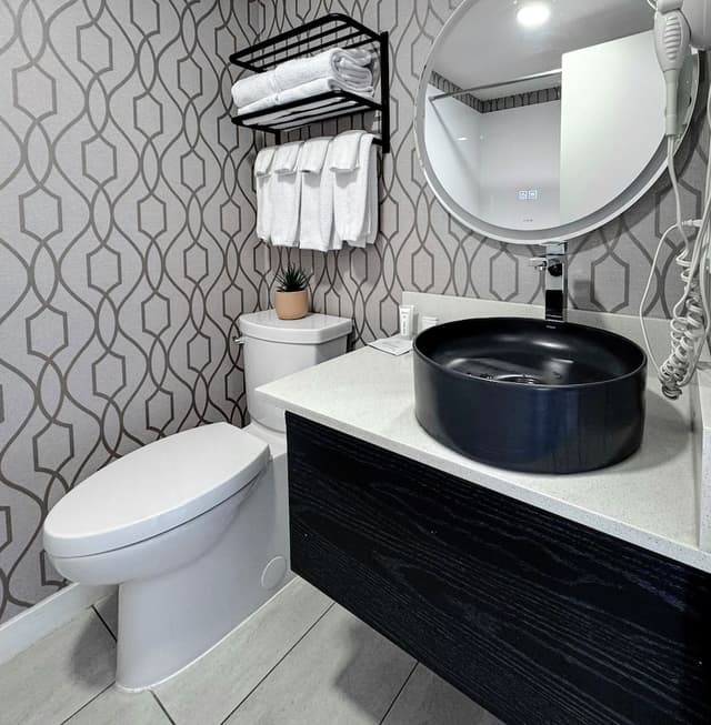 Oceanview King Room w/ Kitchenette