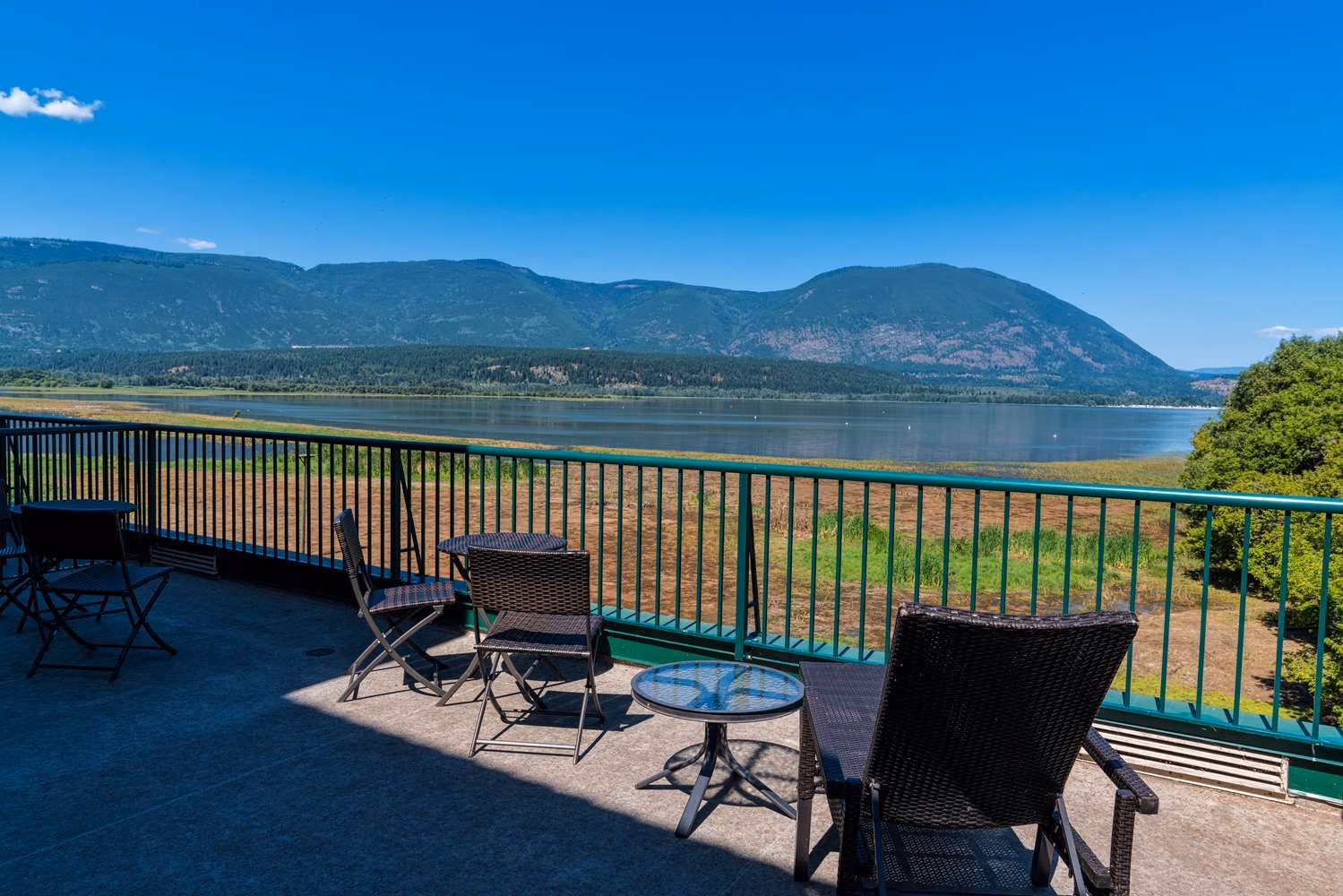 Prestige Harbourfront Resort Salmon Arm3