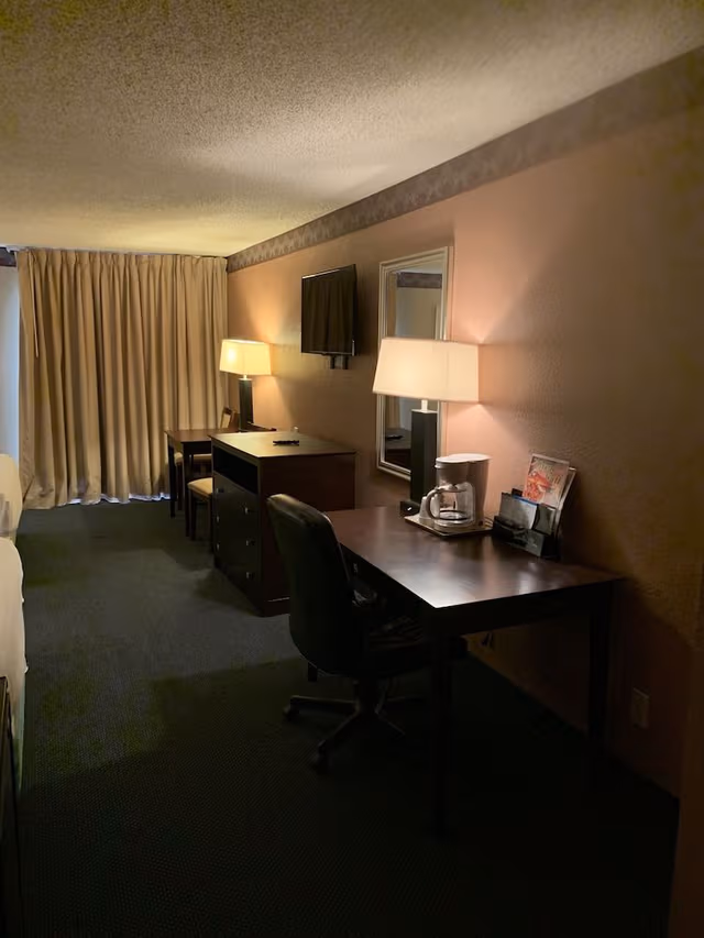 Standard Room, 2 Queen Beds, Non Smoking