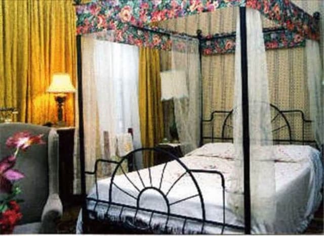 Standard Room, 1 Queen Bed