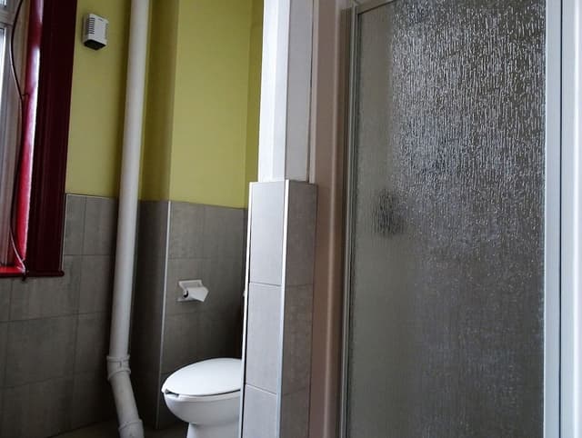 Budget Room, 1 Double Bed, Shared Bathroom