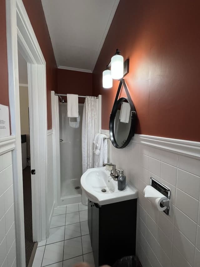 Standard Room (No View, No Balcony)