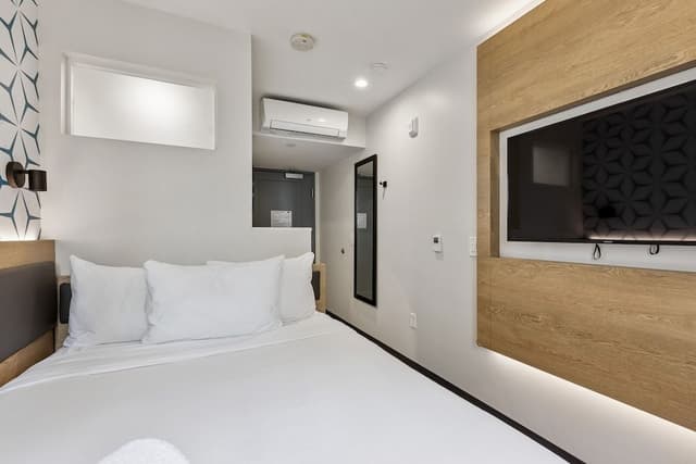 Junior Room, 1 Double Bed (Self Check-in with Virtual Front Desk)