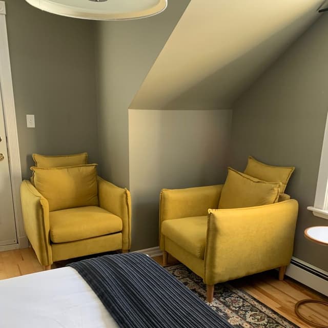 Queen Room With Balcony