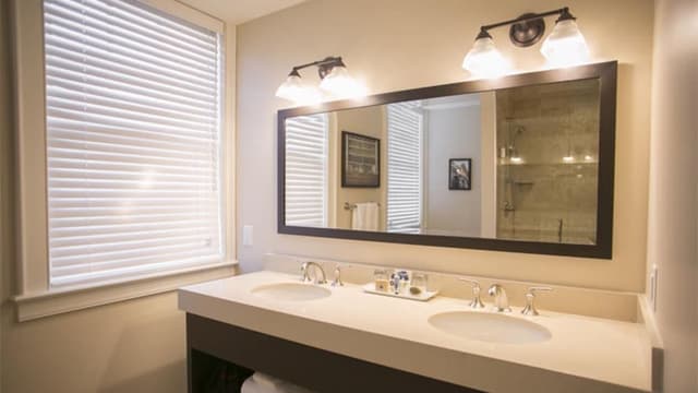 Deluxe Room (Adjacent to the Main Building & Stairs Only)