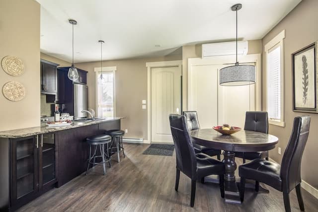 Townhome, 2 Bedrooms