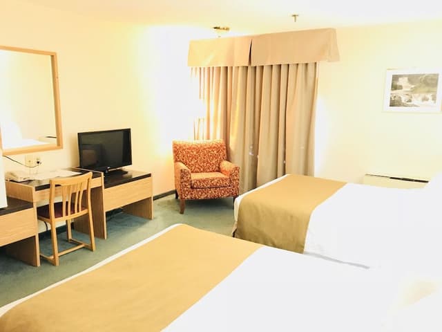 Standard Double Room, 2 Queen Beds