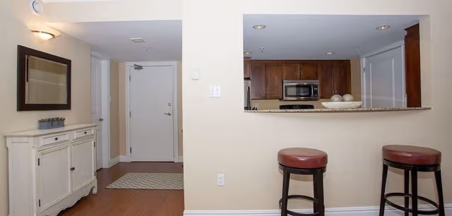Executive Suite, 2 Bedrooms, Kitchen, Harbor View