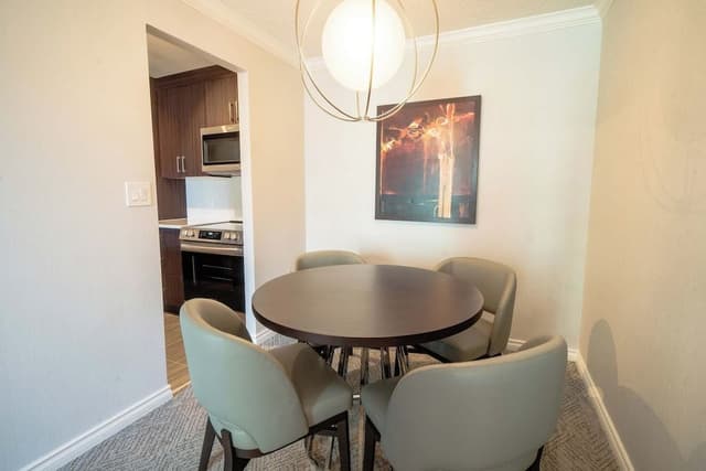 One Bedroom Premium Suite, 1 King Bed, Sofa Bed