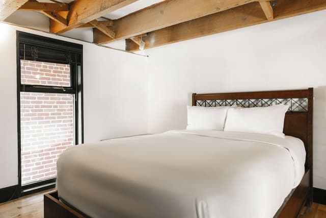 Deluxe Loft