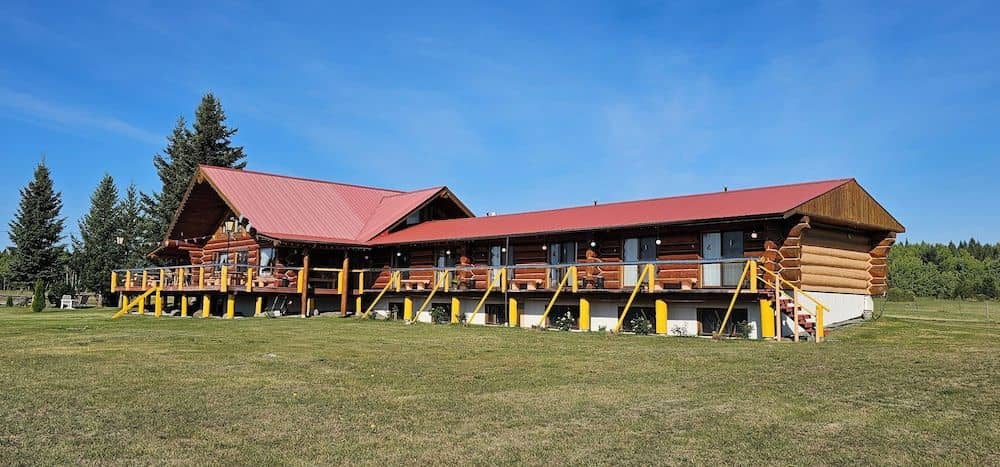 Cariboo Log Guest House Cariboo Log Guest House