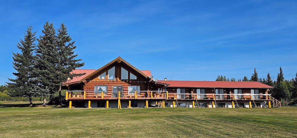 Cariboo Log Guest House1