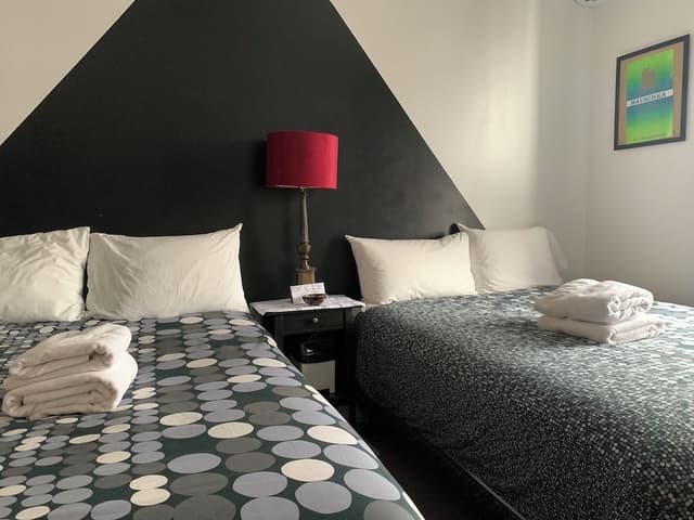Deluxe Double or Twin Room, Private Bathroom