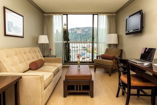 Standard Suite, 1 Bedroom, Ocean View (NOT Pet-friendly)