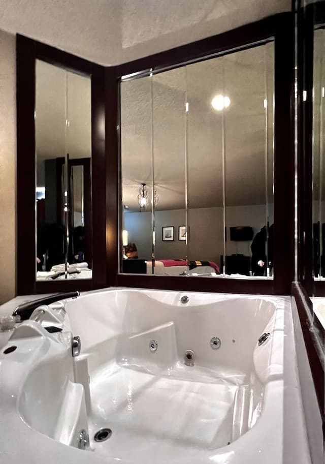 Executive Suite, One King Bed
