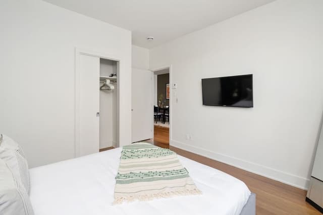Superior 1 Bedroom Apartment #3