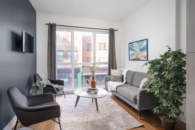 Deluxe 2 Bedroom Apartment