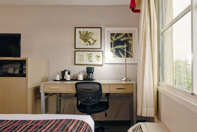 Room, 2 Queen Beds
