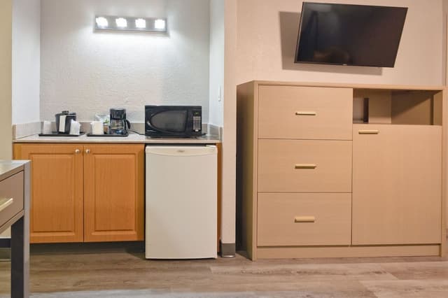 Studio Suite, 1 King Bed