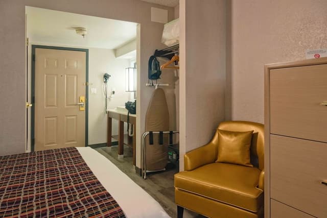 Room, 2 Queen Beds