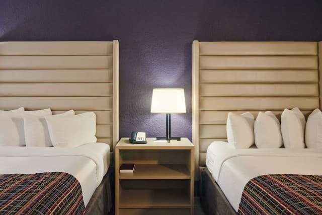 Room, 2 Queen Beds