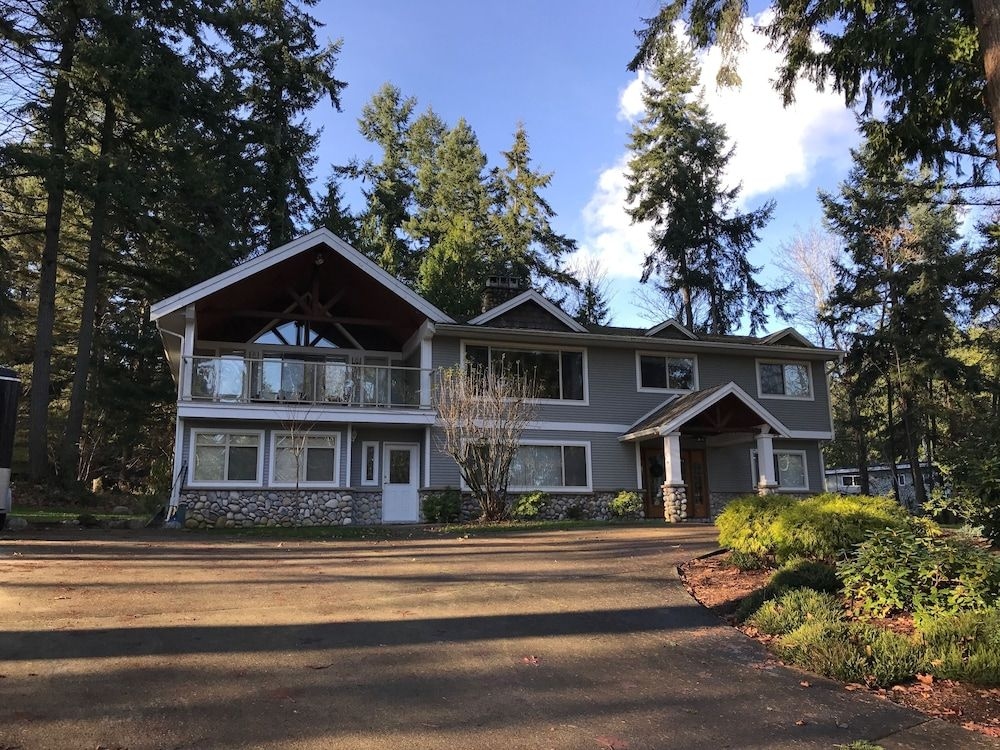Maple View Bed and Breakfast2