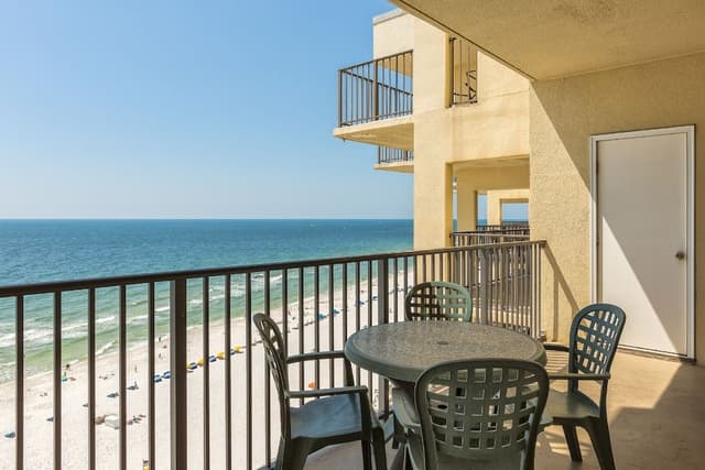 Condo, 2 Bedrooms, 2 Bathrooms, Sea Facing