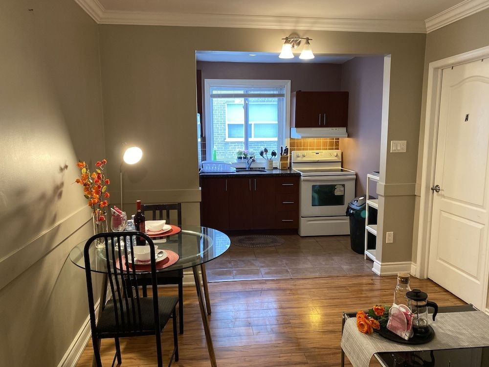 Kashaneh Guest House - 27 Greenbriar2