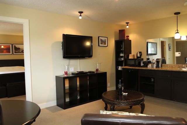 Honeymoon Suite, 1 King Bed with Sofa bed, Balcony