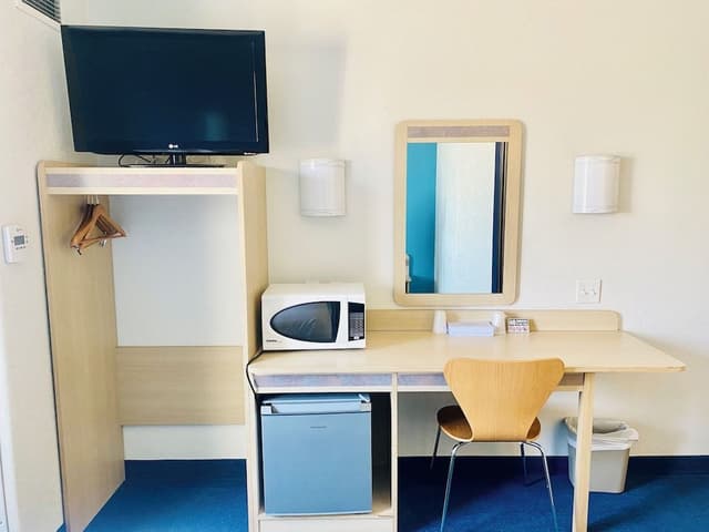 Deluxe Room, 2 Double Beds, Non Smoking, Refrigerator & Microwave