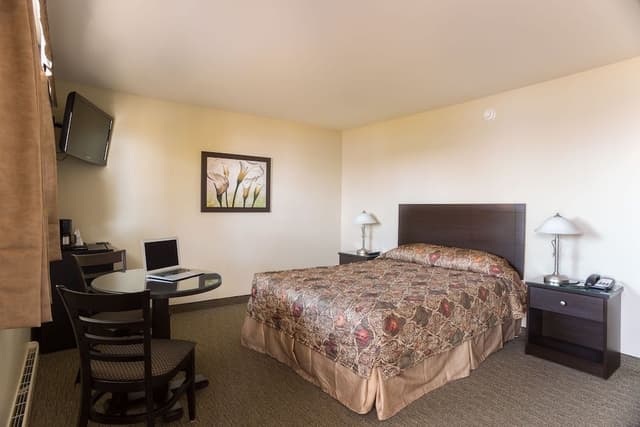 Comfort Room, 1 Queen Bed, Non Smoking