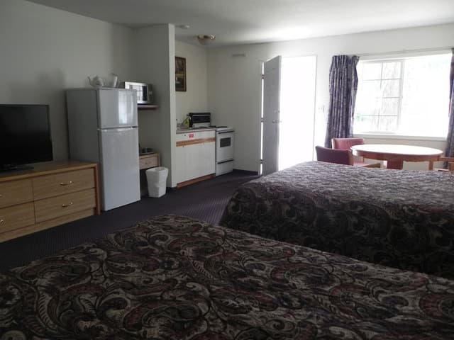 Standard Room, 2 Queen Beds
