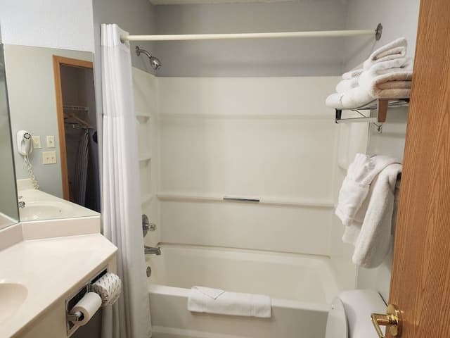 Deluxe Room, 1 King Bed